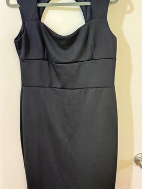 NWOT VENUS Black Midi Sheath Dress with Cutout Back